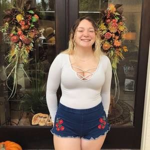 Meet your Posher, Michelle